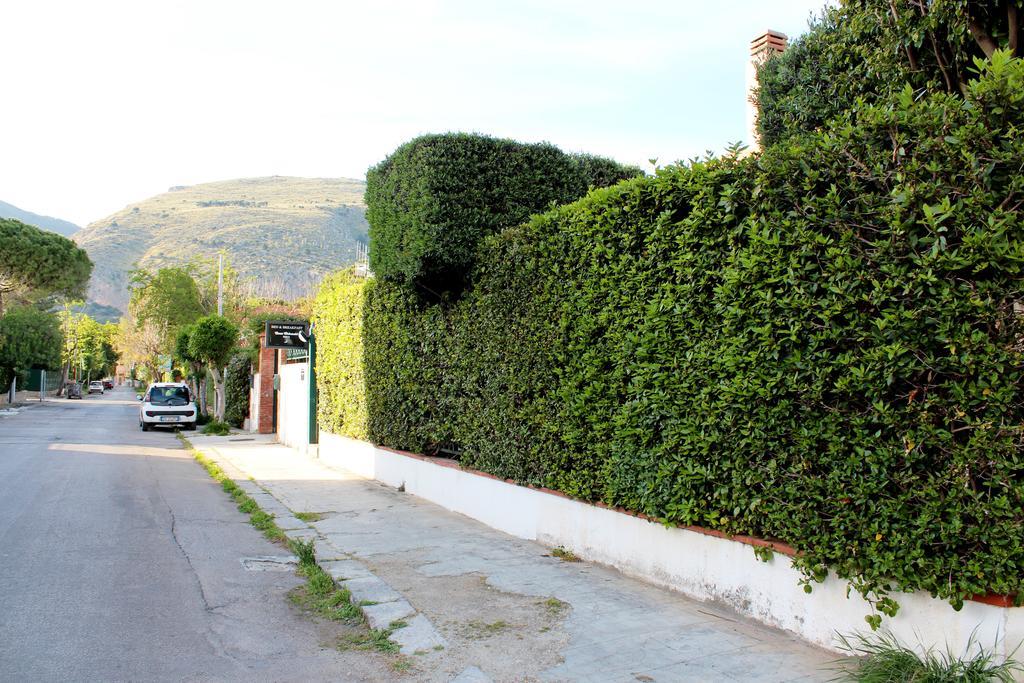 B&B Casa Chinaski Mondello Eksteriør billede